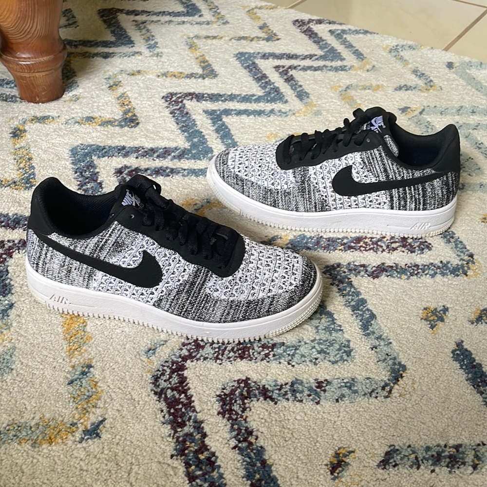 Nike Air Force 1 flyknit